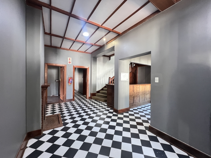 To Let Commercial Property for Rent in Parktown Gauteng