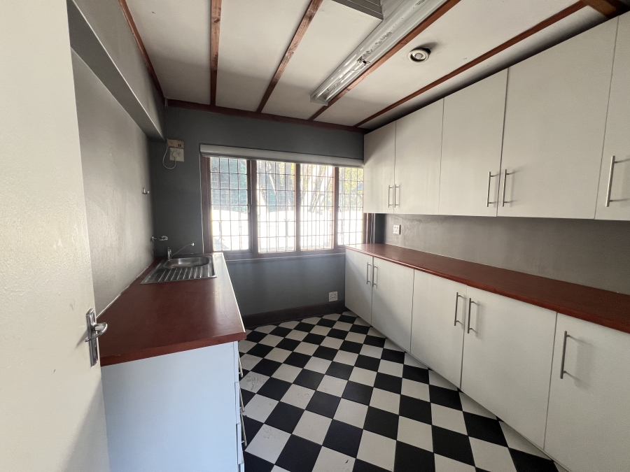 To Let Commercial Property for Rent in Parktown Gauteng