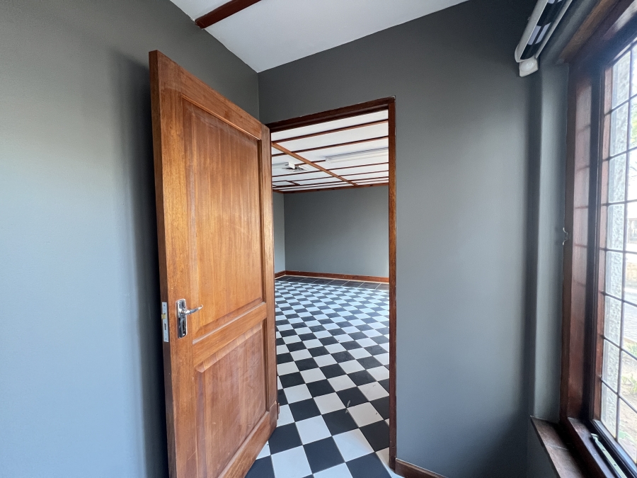 To Let Commercial Property for Rent in Parktown Gauteng