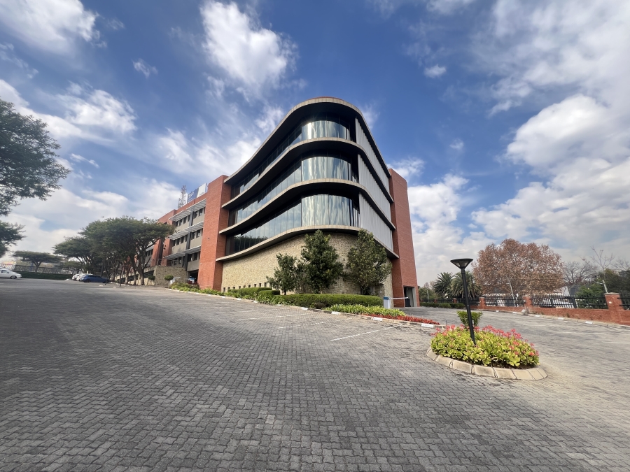 To Let Commercial Property for Rent in Woodmead Gauteng