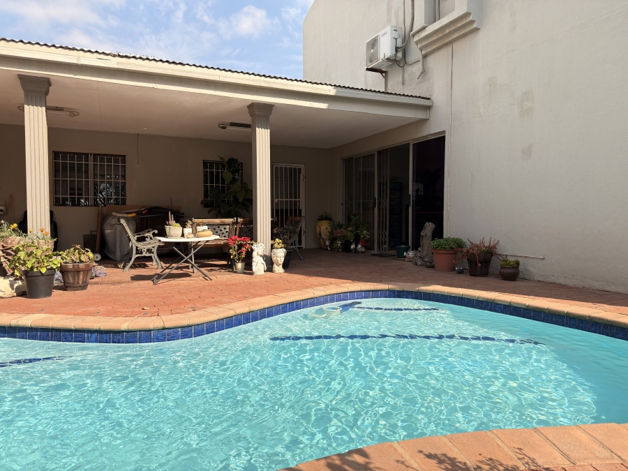 4 Bedroom Property for Sale in Brooklyn Gauteng