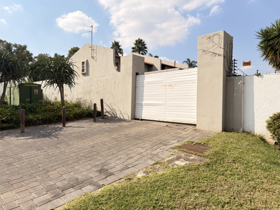 4 Bedroom Property for Sale in Brooklyn Gauteng