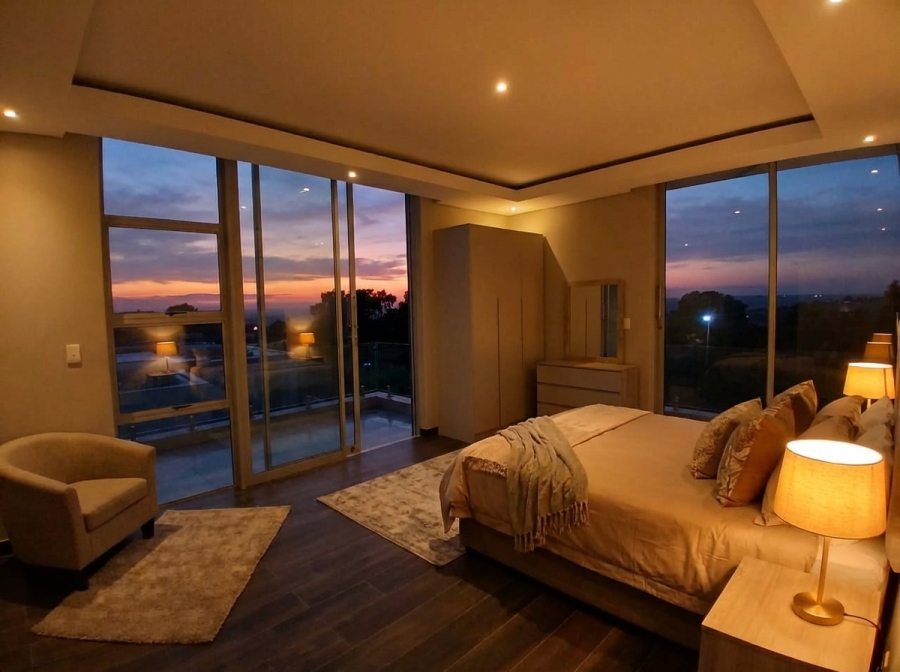 To Let 4 Bedroom Property for Rent in Waterkloof Ridge Gauteng