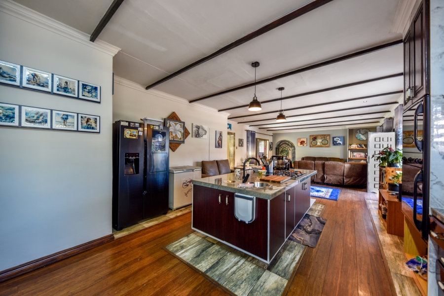 4 Bedroom Property for Sale in Doringkloof Gauteng