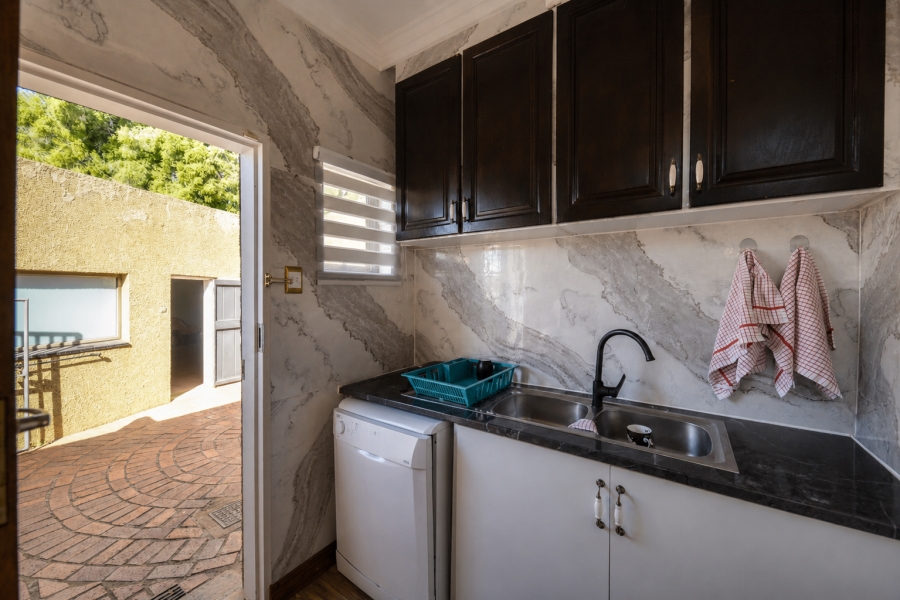 4 Bedroom Property for Sale in Doringkloof Gauteng
