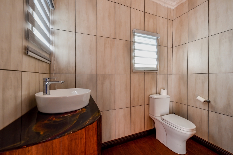 4 Bedroom Property for Sale in Doringkloof Gauteng