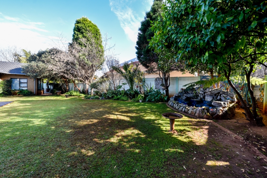 4 Bedroom Property for Sale in Doringkloof Gauteng