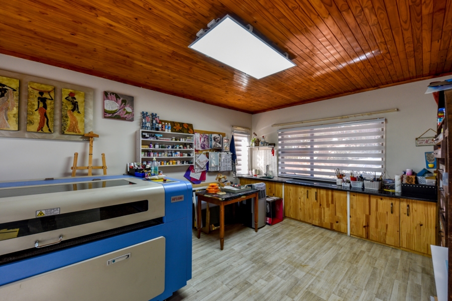 4 Bedroom Property for Sale in Doringkloof Gauteng