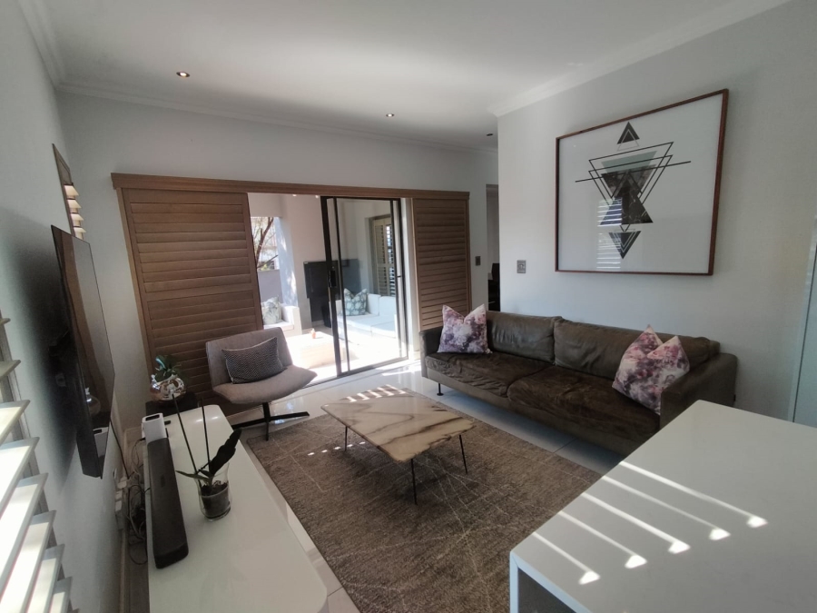 5 Bedroom Property for Sale in Beverley Gauteng