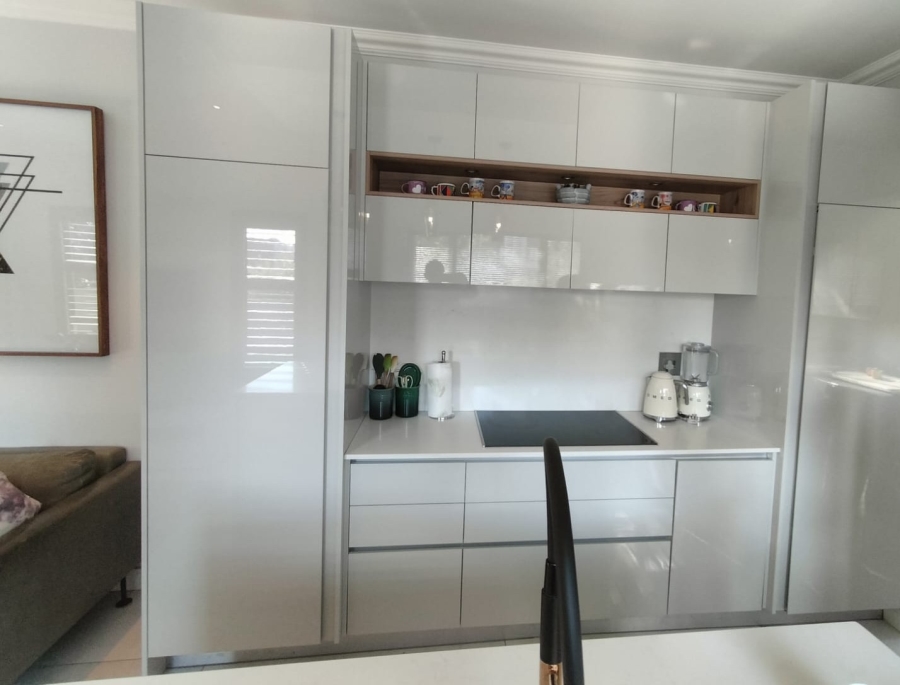 5 Bedroom Property for Sale in Beverley Gauteng