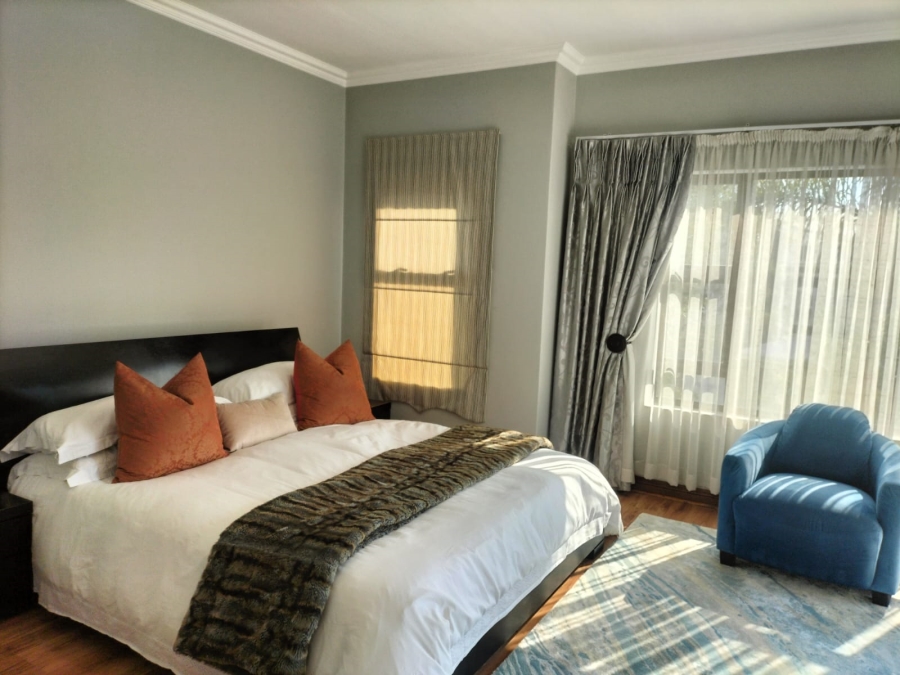 5 Bedroom Property for Sale in Beverley Gauteng