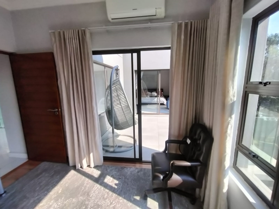 5 Bedroom Property for Sale in Beverley Gauteng