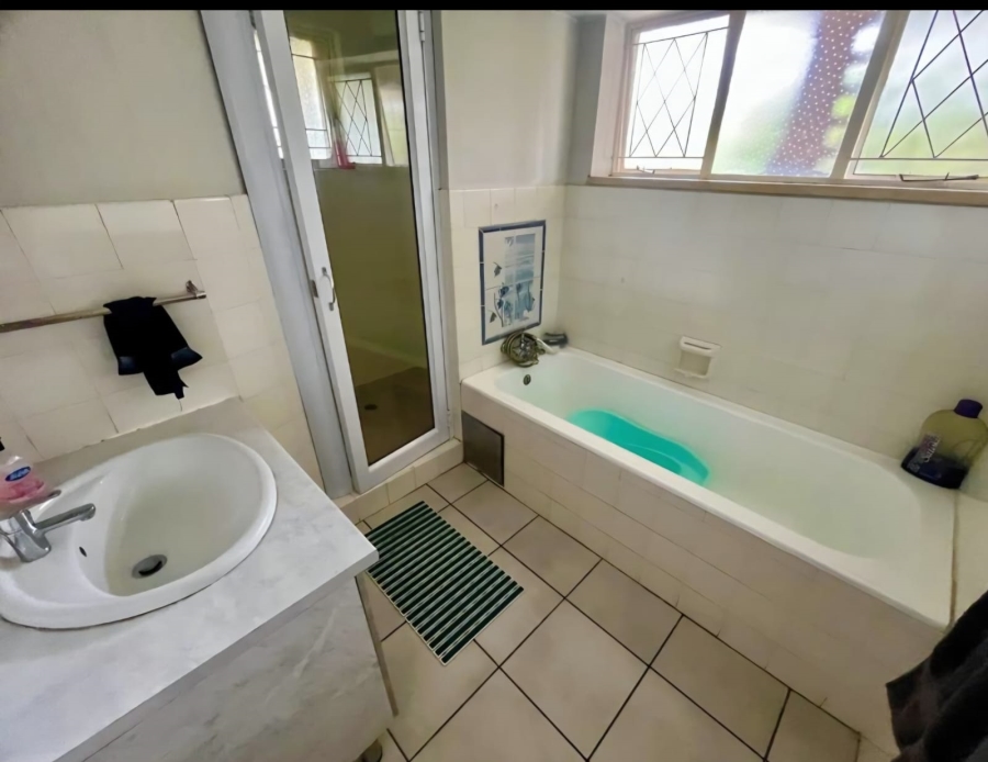 2 Bedroom Property for Sale in Three Rivers Gauteng