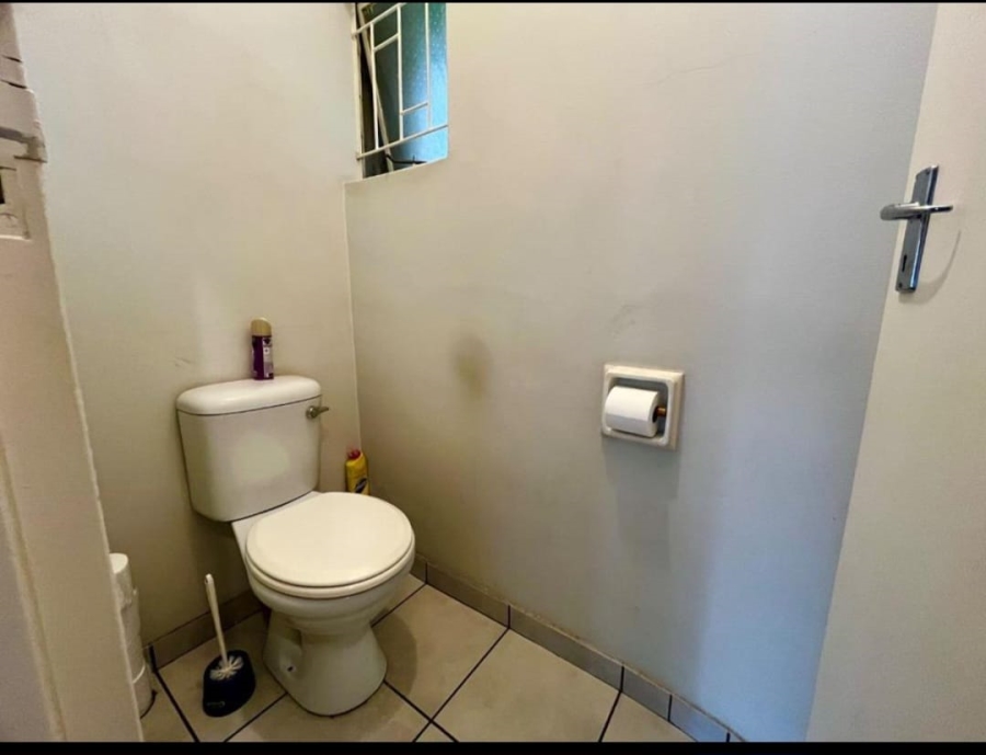 2 Bedroom Property for Sale in Three Rivers Gauteng