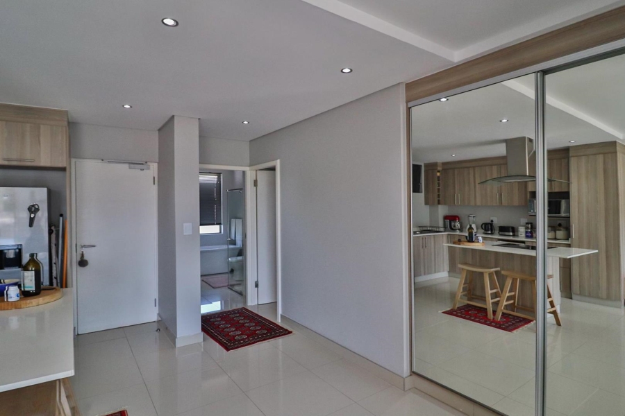 To Let 2 Bedroom Property for Rent in Broadacres Gauteng
