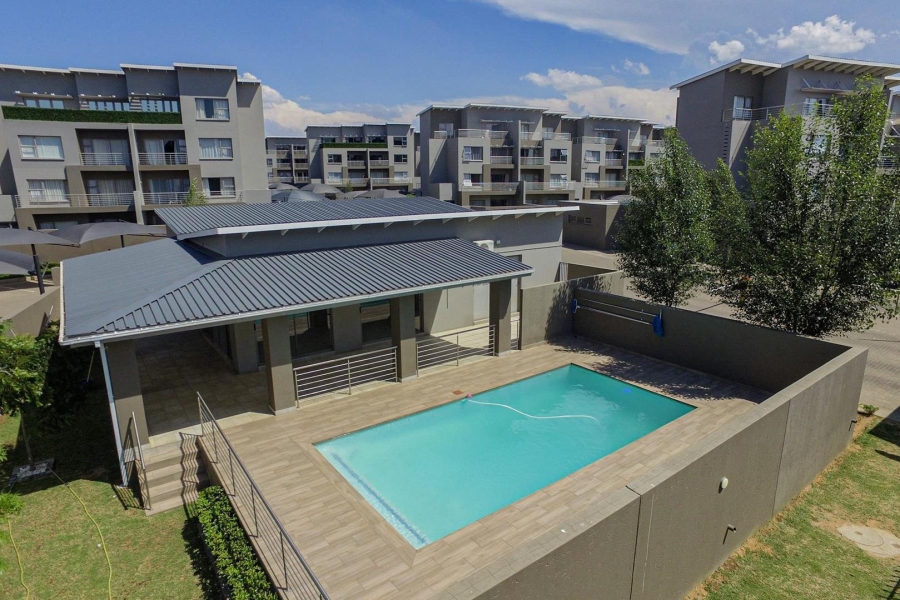 To Let 2 Bedroom Property for Rent in Broadacres Gauteng