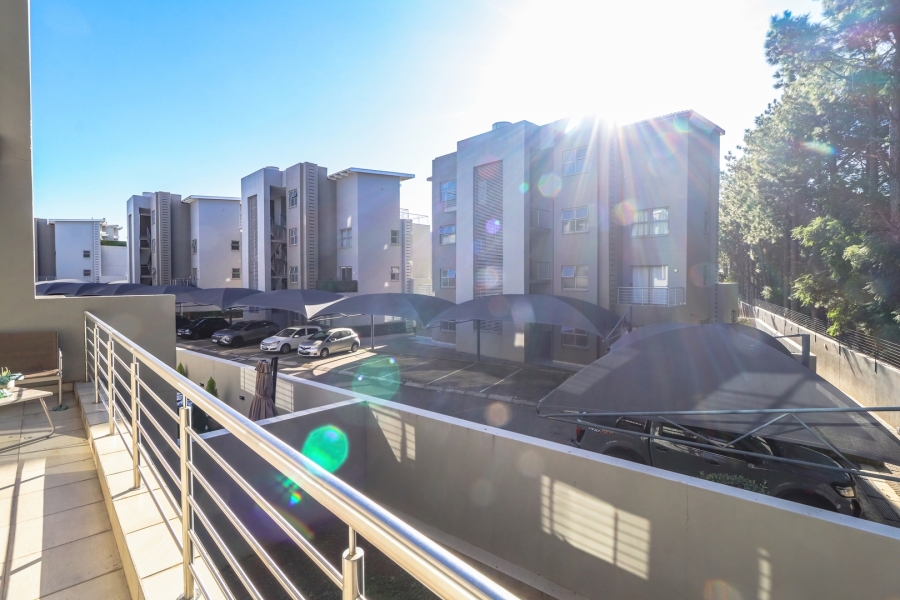 To Let 2 Bedroom Property for Rent in Broadacres Gauteng