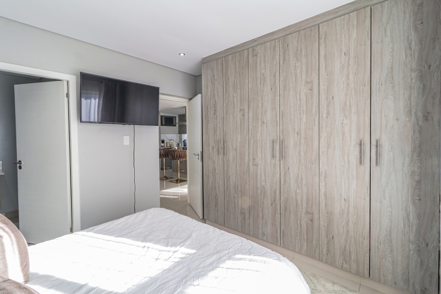 To Let 2 Bedroom Property for Rent in Broadacres Gauteng