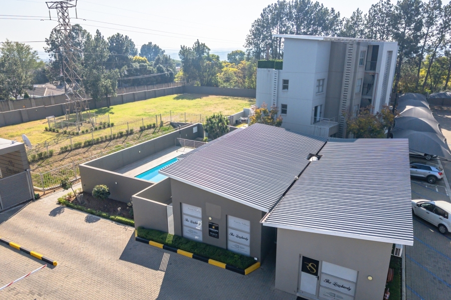 To Let 2 Bedroom Property for Rent in Broadacres Gauteng