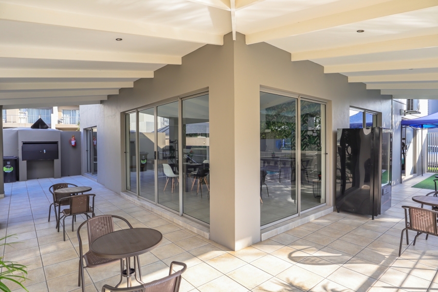 To Let 2 Bedroom Property for Rent in Broadacres Gauteng
