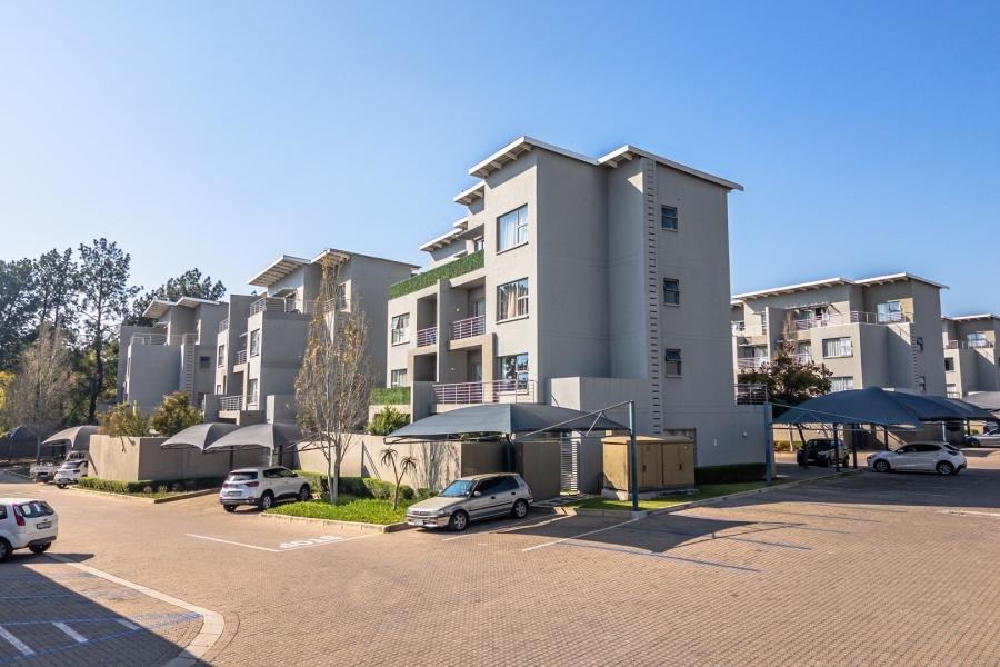 To Let 2 Bedroom Property for Rent in Broadacres Gauteng