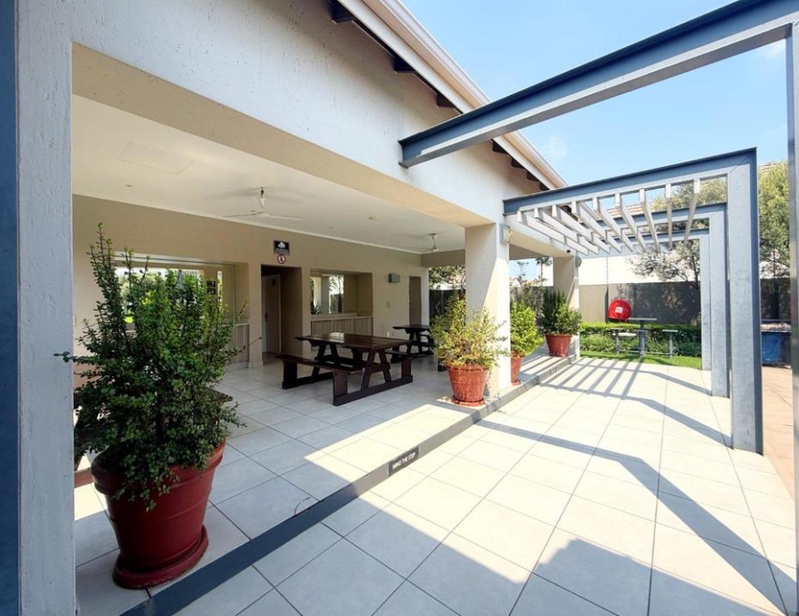 2 Bedroom Property for Sale in Fourways Gauteng