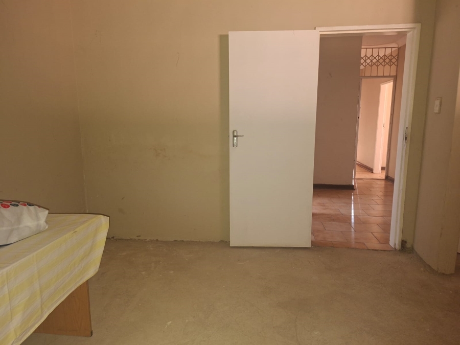 3 Bedroom Property for Sale in Hurlyvale Gauteng