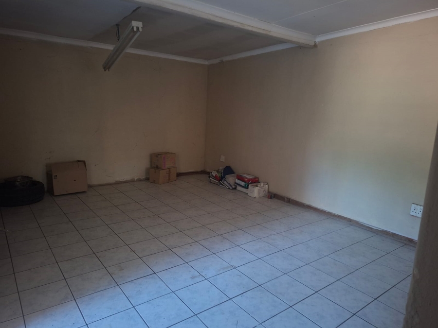 3 Bedroom Property for Sale in Hurlyvale Gauteng