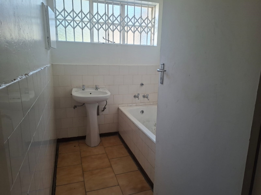 3 Bedroom Property for Sale in Hurlyvale Gauteng