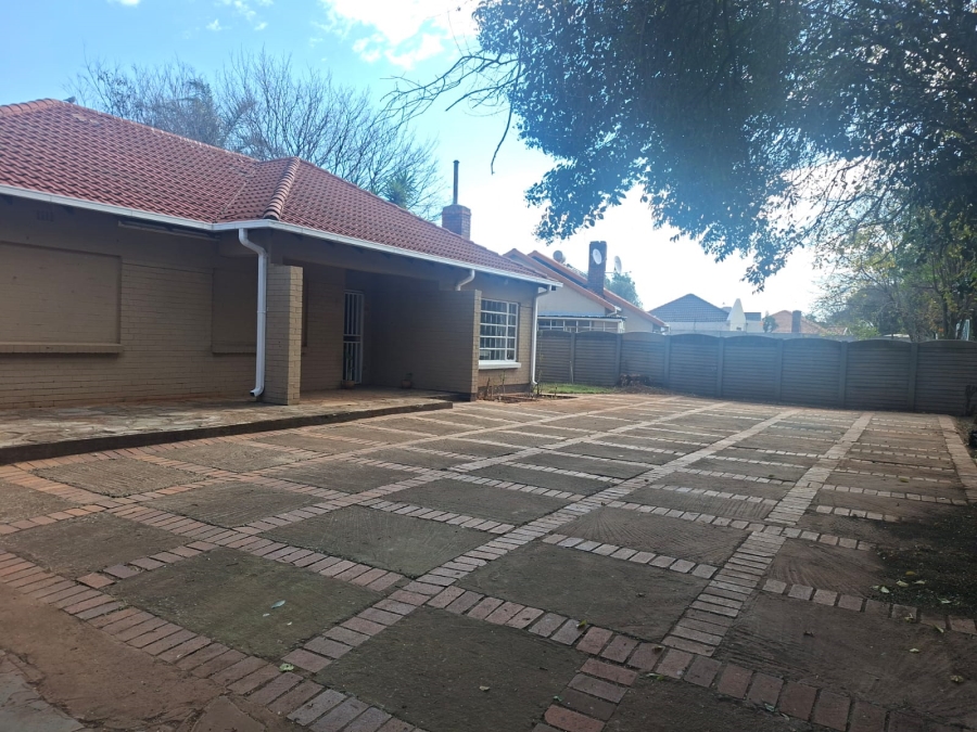 3 Bedroom Property for Sale in Hurlyvale Gauteng
