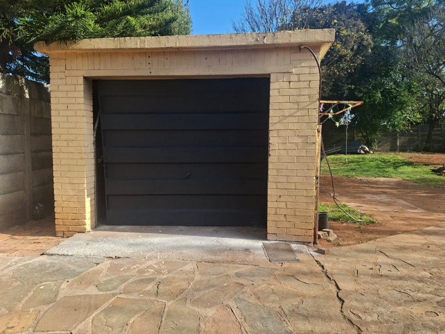 3 Bedroom Property for Sale in Hurlyvale Gauteng