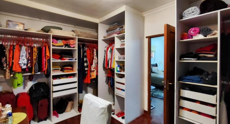 4 Bedroom Property for Sale in Van Riebeeck Park Gauteng