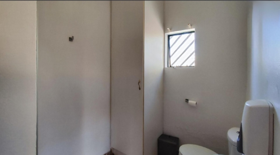 4 Bedroom Property for Sale in Van Riebeeck Park Gauteng