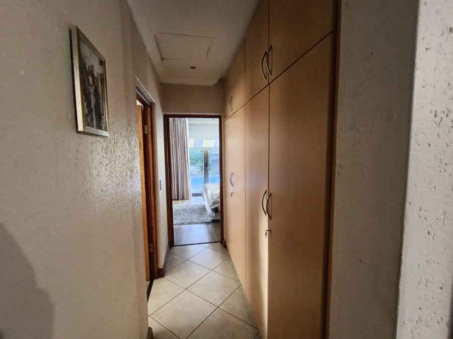 3 Bedroom Property for Sale in Lakefield Gauteng