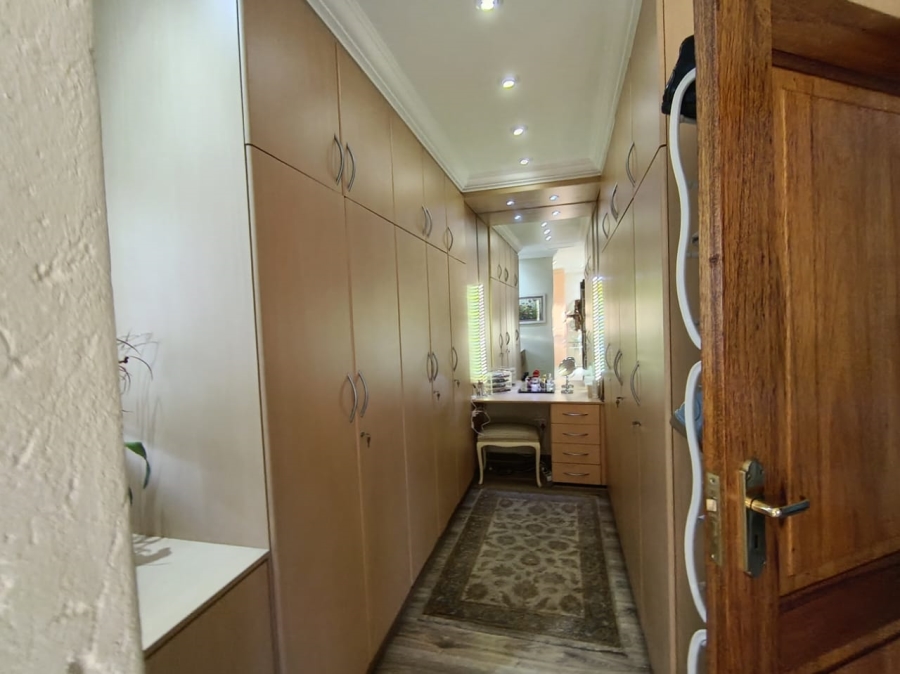 3 Bedroom Property for Sale in Lakefield Gauteng