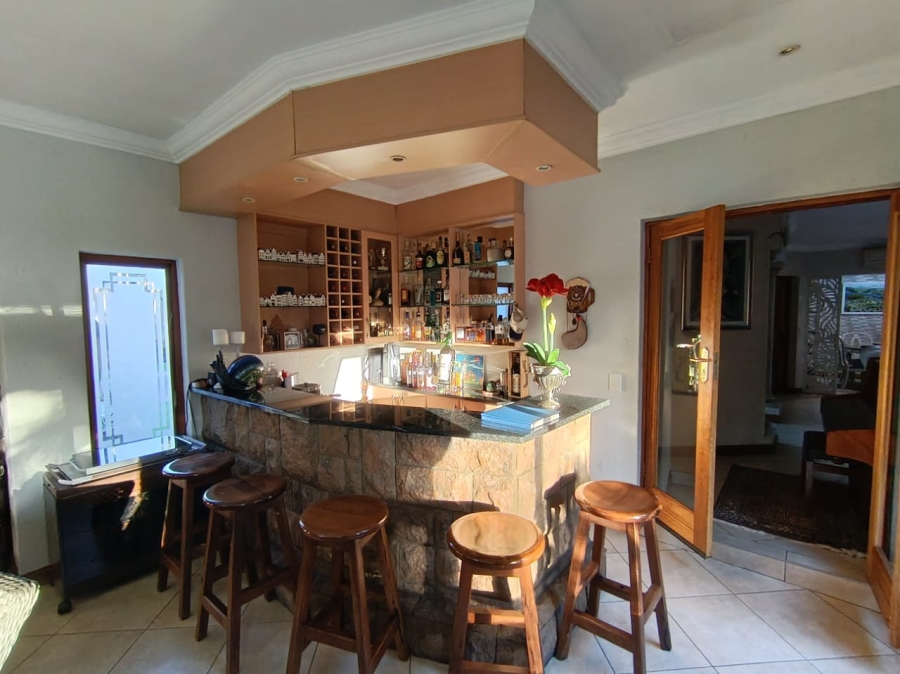 3 Bedroom Property for Sale in Lakefield Gauteng