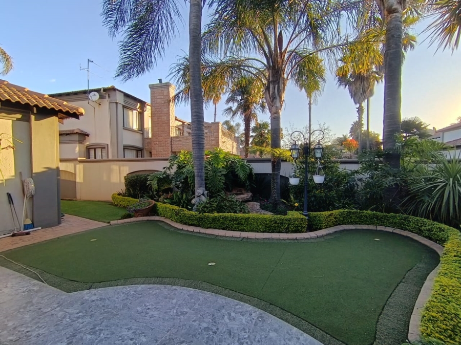 3 Bedroom Property for Sale in Lakefield Gauteng