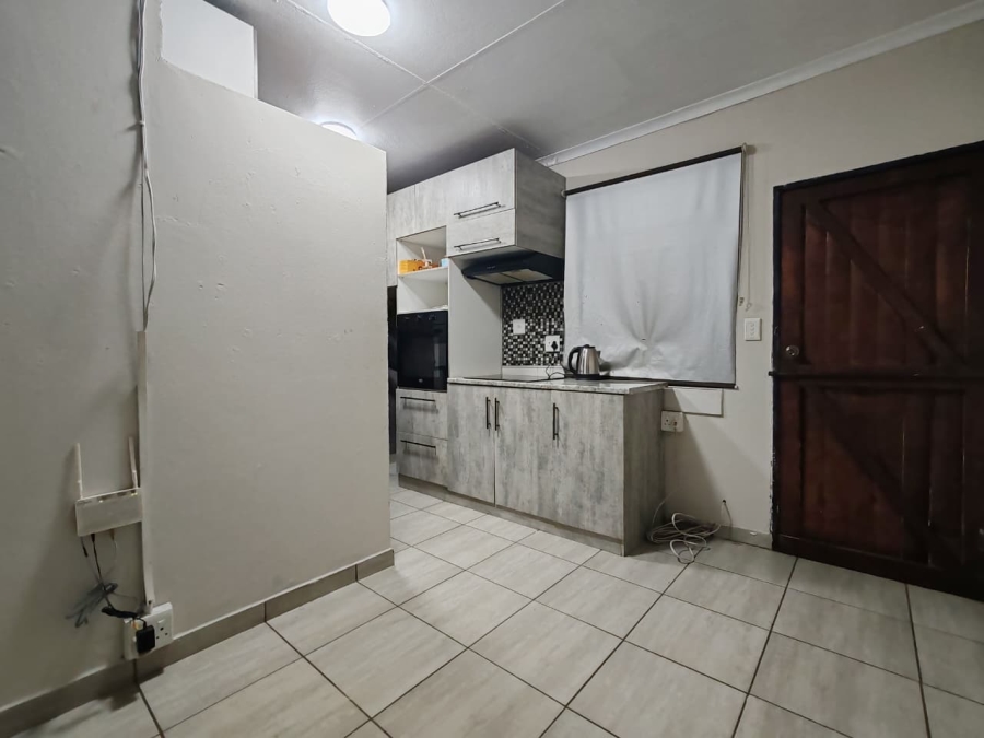 To Let 3 Bedroom Property for Rent in Bakerton Gauteng