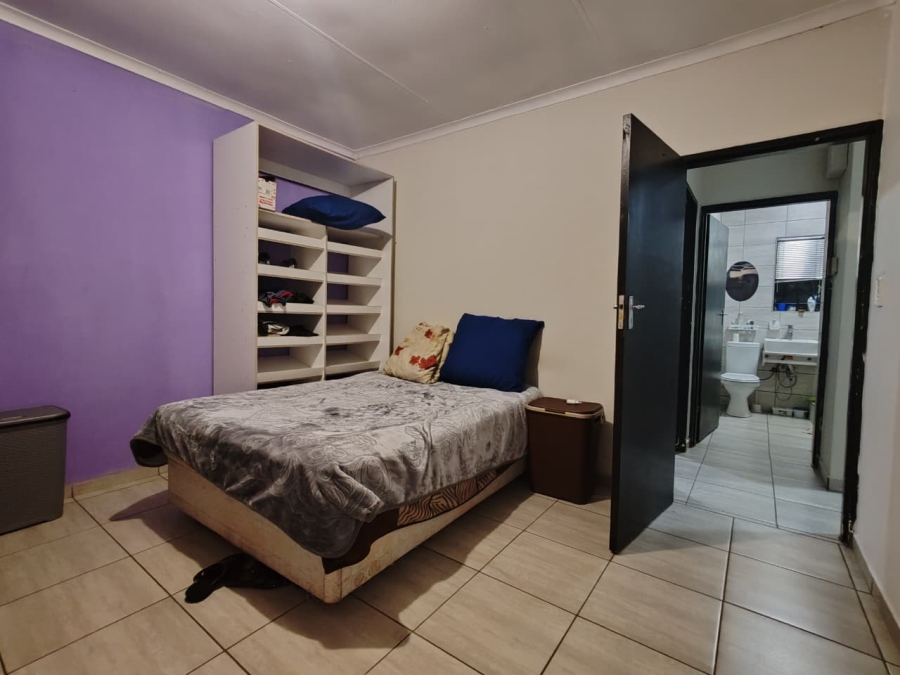 To Let 3 Bedroom Property for Rent in Bakerton Gauteng