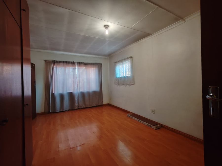 3 Bedroom Property for Sale in Bakerton Gauteng