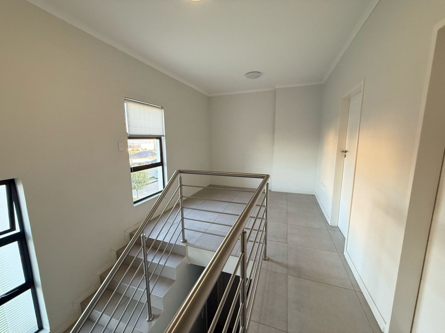 3 Bedroom Property for Sale in Erand Gardens Gauteng
