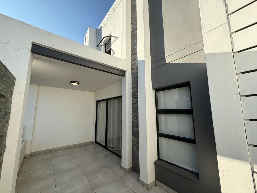 3 Bedroom Property for Sale in Erand Gardens Gauteng