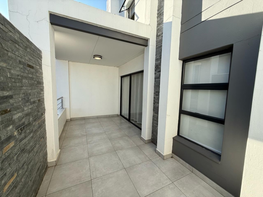 3 Bedroom Property for Sale in Erand Gardens Gauteng