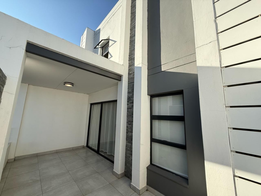 3 Bedroom Property for Sale in Erand Gardens Gauteng