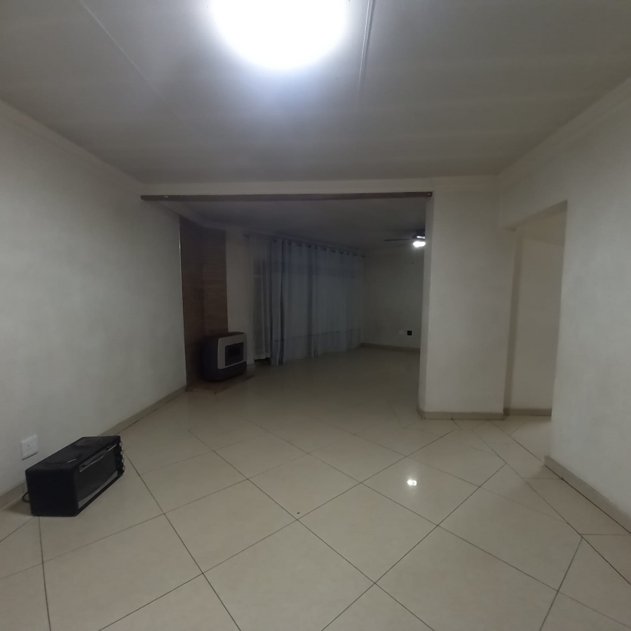 3 Bedroom Property for Sale in Actonville Gauteng