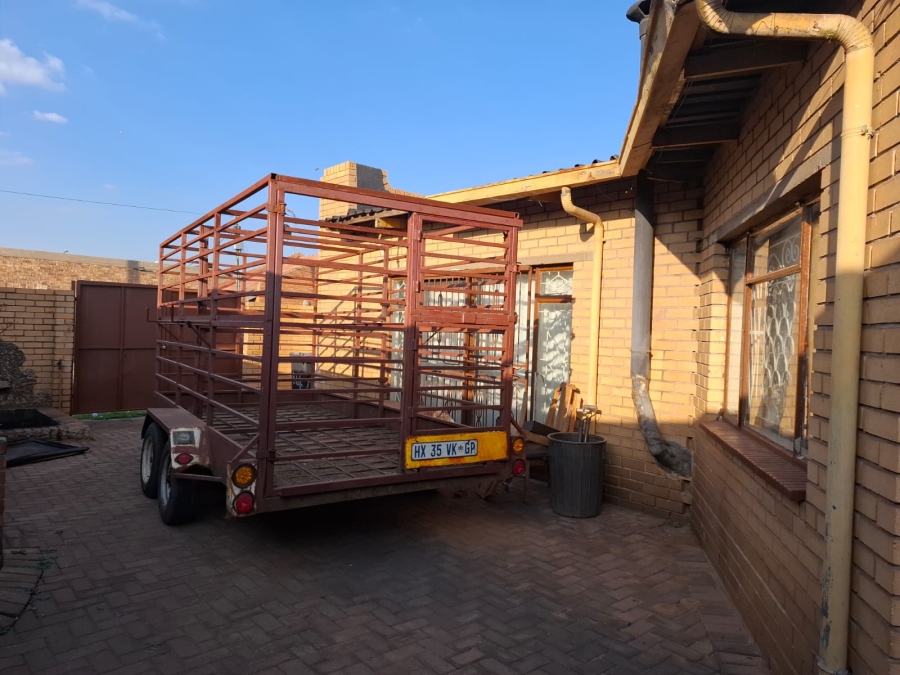 3 Bedroom Property for Sale in Actonville Gauteng