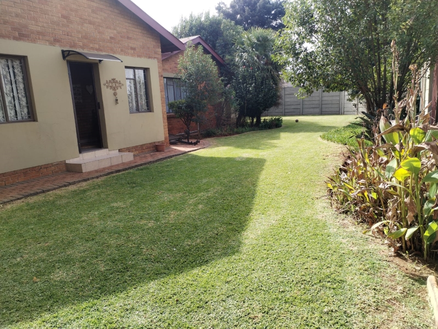 3 Bedroom Property for Sale in Casseldale Gauteng