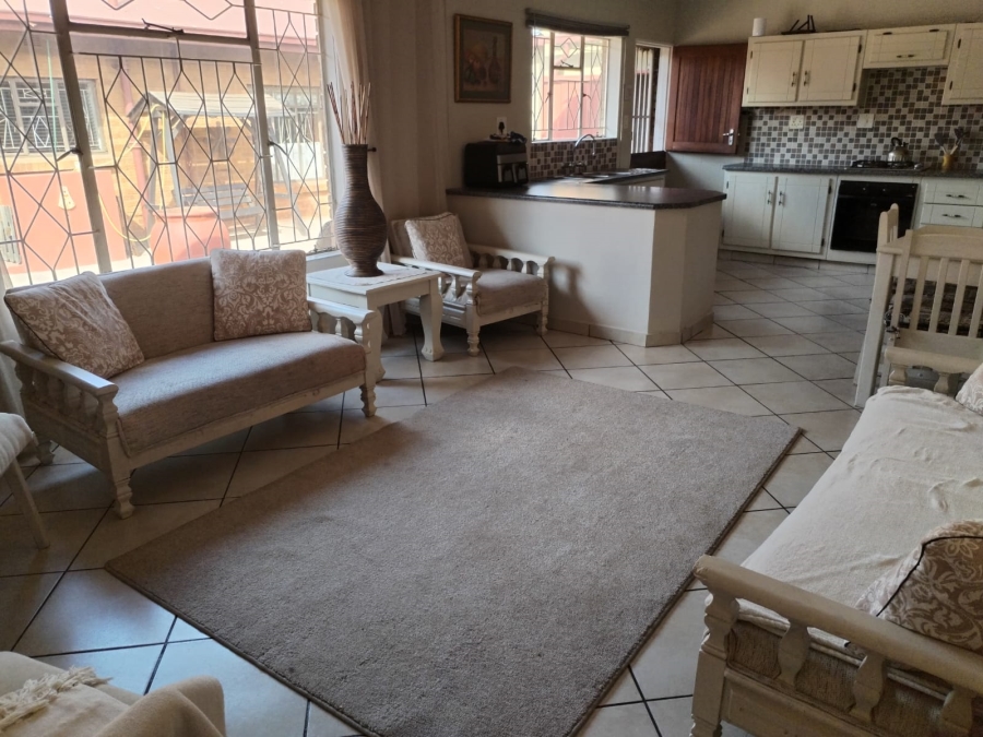 3 Bedroom Property for Sale in Casseldale Gauteng