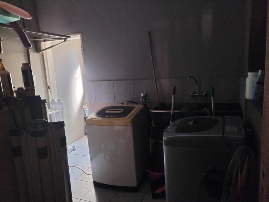 3 Bedroom Property for Sale in Casseldale Gauteng