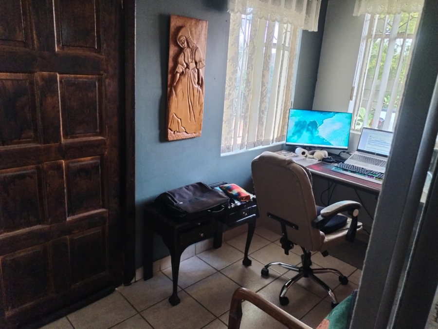 3 Bedroom Property for Sale in Casseldale Gauteng